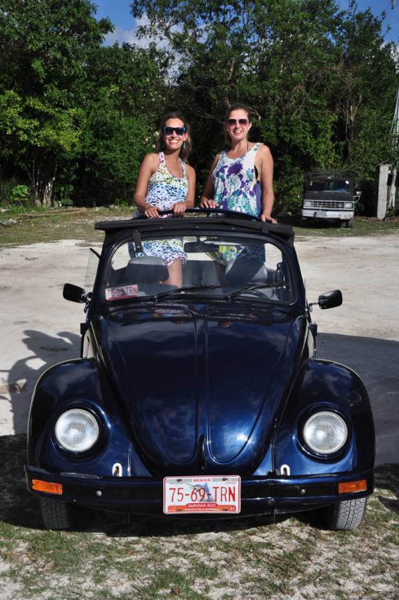 O nosso super fusca converível, na ilha de Cozumel, no litotal de Yucatán, no sul do México